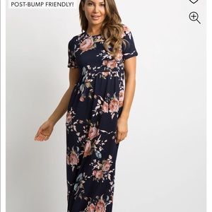 Maternity maxi dress: floral